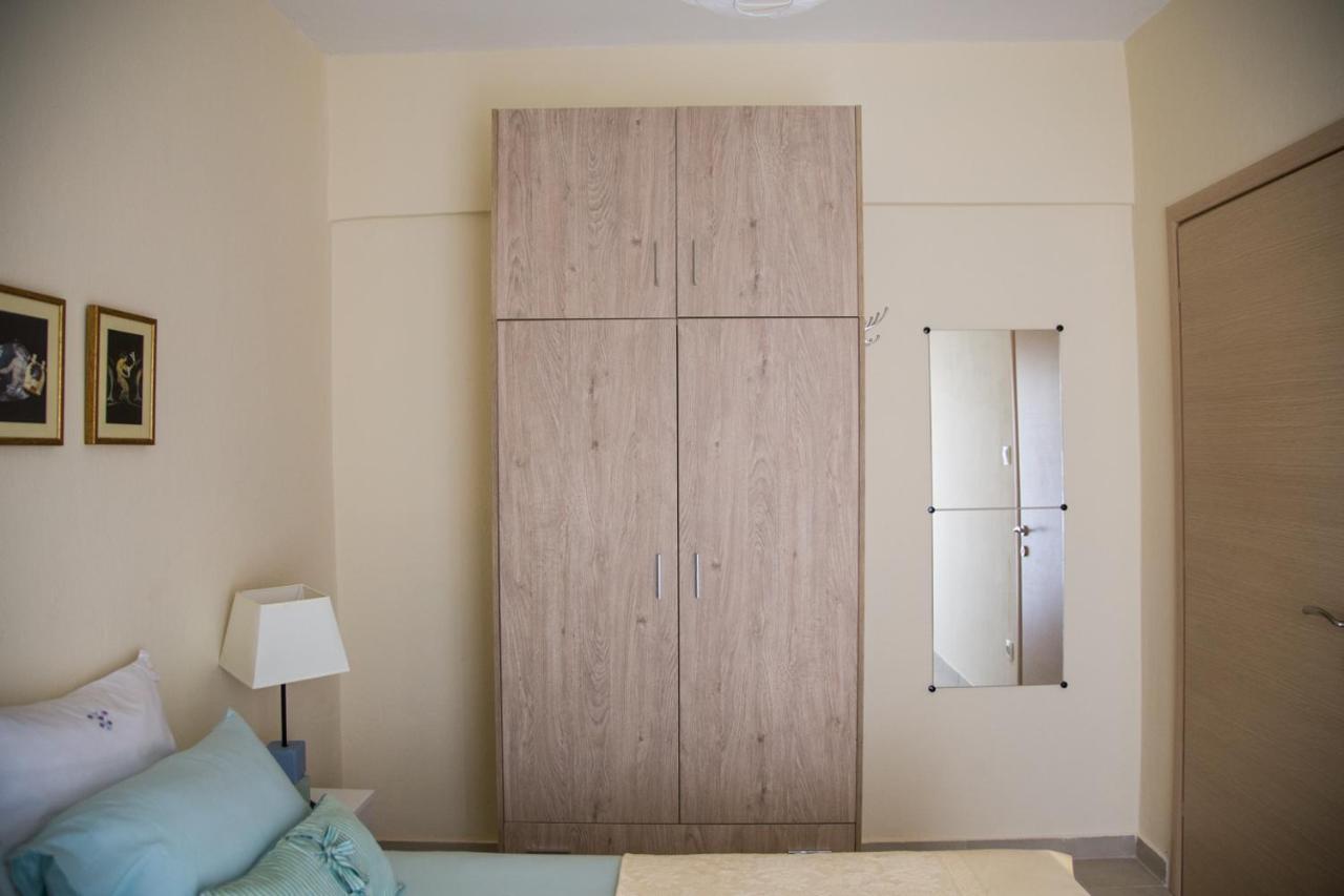 Blue Theros Apartments Paralia Dionisiou Zewnętrze zdjęcie