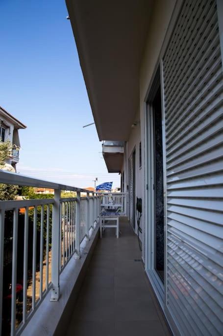 Blue Theros Apartments Paralia Dionisiou Zewnętrze zdjęcie